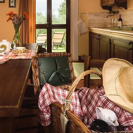 ファームステイ アグリツーリズモ チェレート ピエンツァ